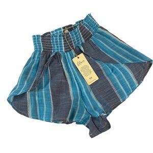 Elan Striped High-Waisted Shorts – Size XS – Blue & Navy